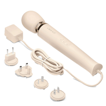Wand-vibrator-i-Le-Wand-Plug-In-AC adaptors
