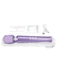 Wand-vibrator-i-LeWandPetiteRechargeableMassager-Package / Violet